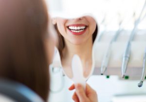 Smile Makeover: Transforming Your Confidence with Porcelain Veneers